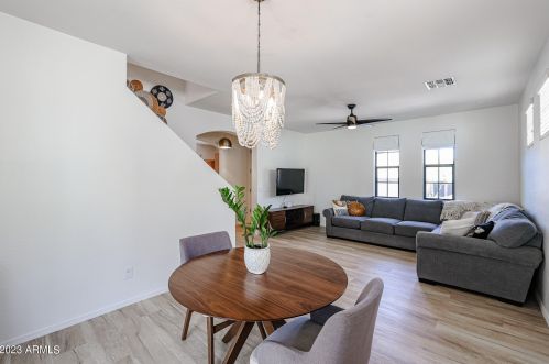 32421 23 Ave, Phoenix AZ 85015-4904 exterior