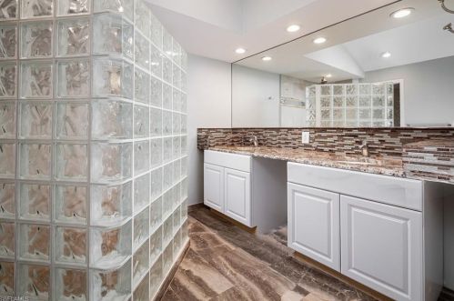 661 Logan Blvd, Naples FL 34119-1423 exterior