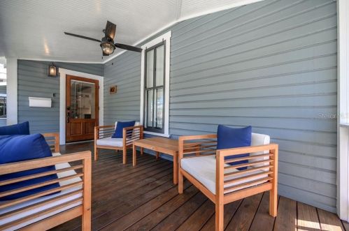 402 Amelia Ave, Tampa FL 33602-1804 exterior