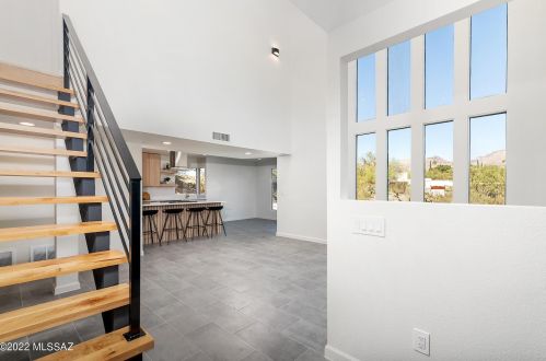 851 Roller Coaster Rd, Tucson AZ  85704-2626 exterior