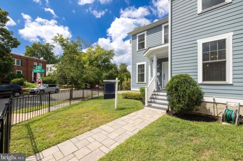 300 Mount Vernon Ave, Alexandria VA  22301-2232 exterior