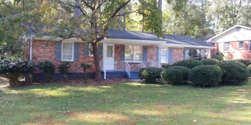 3546 Glenview Cir, Atlanta GA  30331 exterior