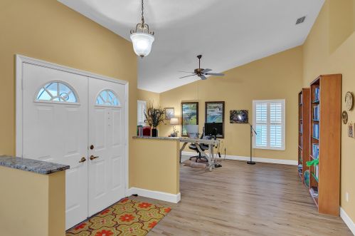 499 Casanova Cir, Fort Pierce FL  34986-1713 exterior