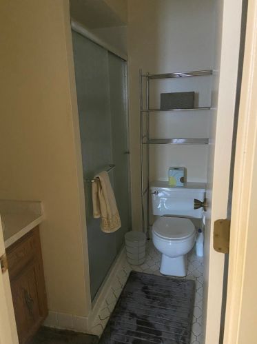 6458 Northwest Hwy, Chicago IL 60631-1412 exterior