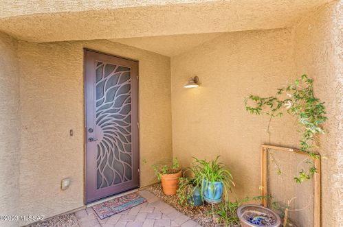 2770 Checkerspot Dr, Tucson AZ  85741-5257 exterior