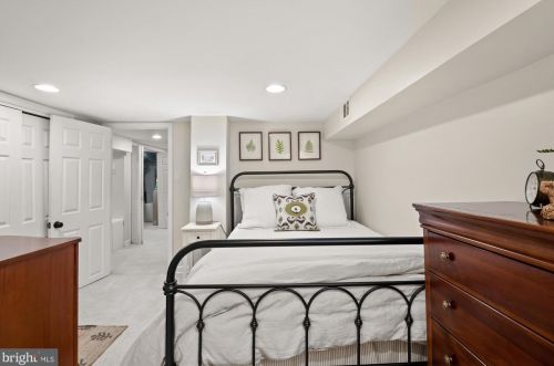 42 Quincy Pl, Washington DC 20001-1107 exterior