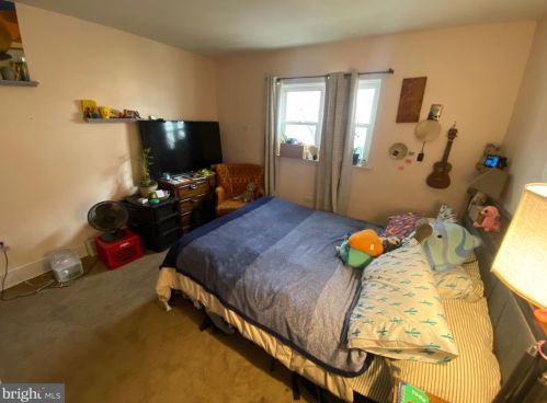 933 Cantrell St, Philadelphia PA 19148-3117 exterior