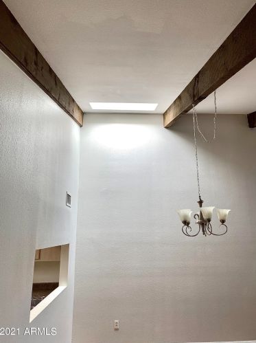 2701 Cactus Rd, Phoenix AZ 85029-2222 exterior