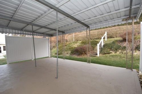 3951 Edge Rd, Pittsburgh PA 15227-3409 exterior