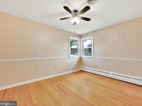 2180 Old Philadelphia Pike, Lancaster PA 17602-2633 exterior