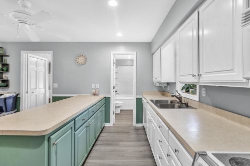 2560 66 St, Fennville MI 49408-9620 exterior