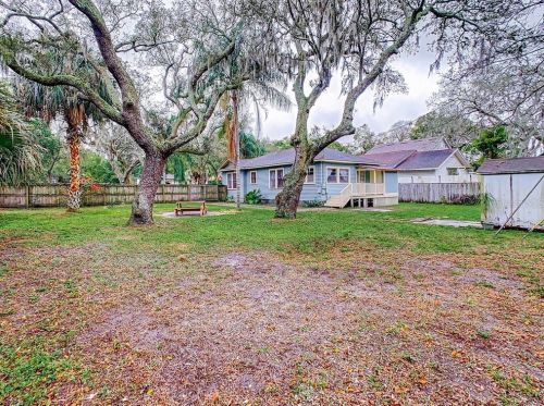 918 Shadowlawn Ave, Tampa FL 33603-2327 exterior