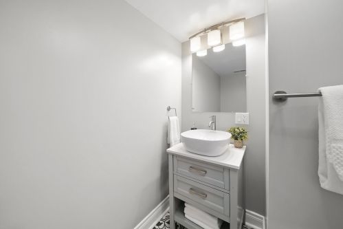 9701 Ln Salle St, Chicago IL 60628-1331 exterior