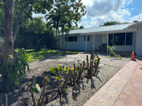 99 6th Ave, Boca Raton FL  33432-3621 exterior