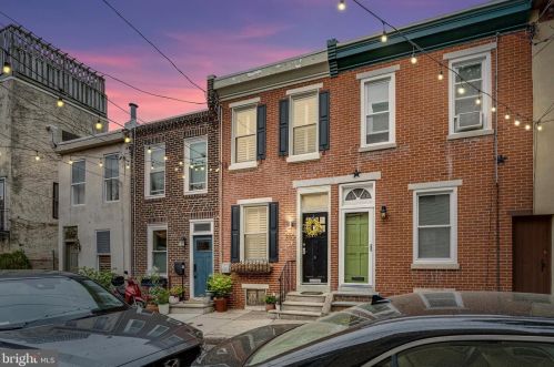 750 Bucknell St, Philadelphia PA  19130-2506 exterior