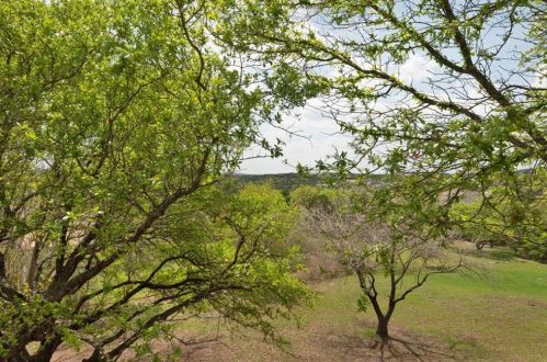 808 Crystal Mtn Dr, Austin TX 78733-6118 exterior