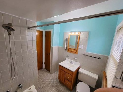 2817 97th St, Chicago IL  60617-5054 exterior