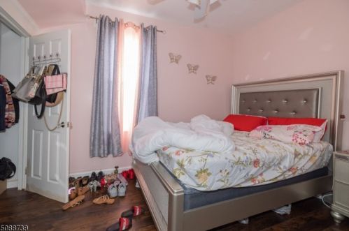 317 Madison Ave, Paterson NJ 07524-2622 exterior