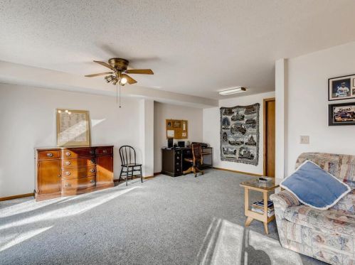 199 Bridlewood Dr, Saint Paul MN 55119-4669 exterior