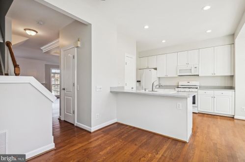 4653 Kirkpatrick Ln, Alexandria VA 22311-4913 exterior