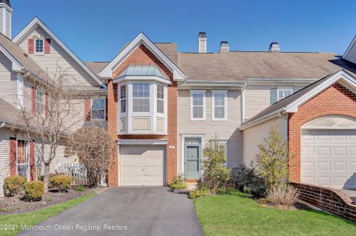 12 Manor Ct, Belmar, NJ 07719-3649