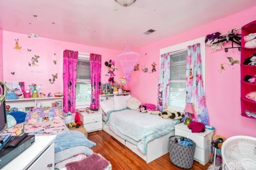 6 8 St, New Brunswick NJ 08902-4534 exterior