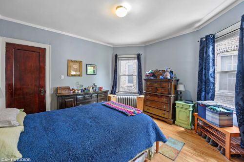 2220 37th St, Chicago IL 60609-1039 exterior