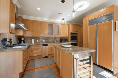 66 De Silva Is Dr, Mill Valley CA 94941-3037 exterior