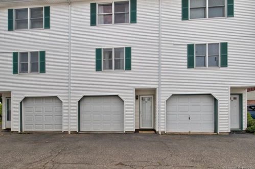 243 Lawlor St, New Britain CT 06051-1162 exterior