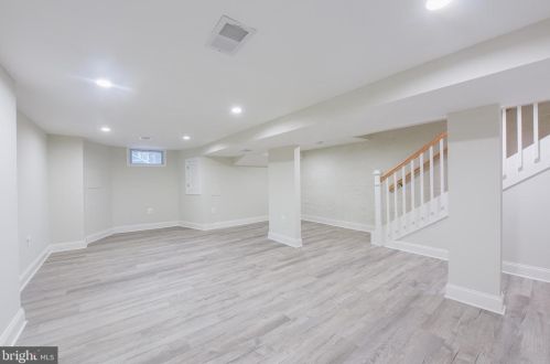 803 Cameron St, Alexandria VA  22314-2410 exterior