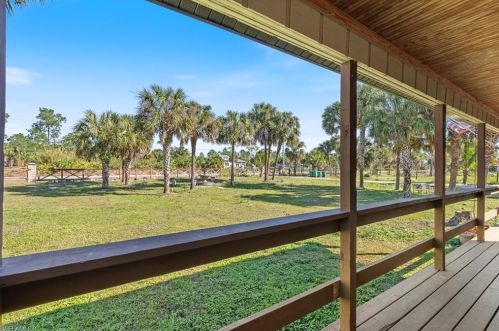 2630 18 Ave, Naples FL 34120-0035 exterior