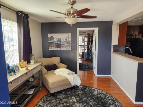 18214 2nd St, Phoenix AZ  85022-1006 exterior