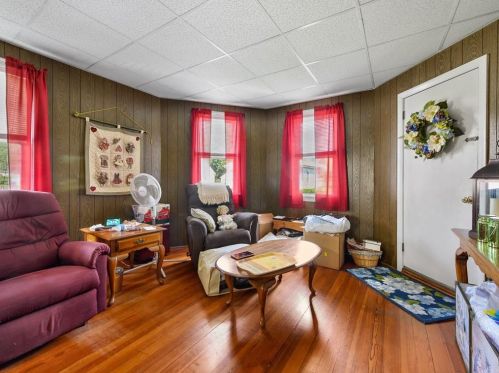 45 Byron St, Providence RI 02911-1927 exterior