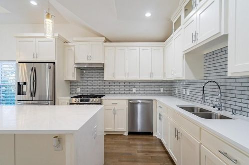 1522 Arizona Ave, Dallas TX 75216-1408 exterior