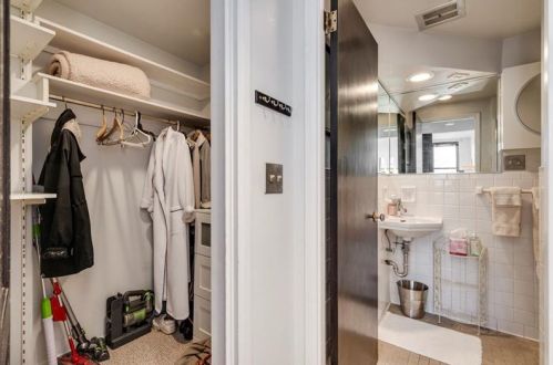 137 Grandview Ave, Pittsburgh PA 15211-1205 exterior