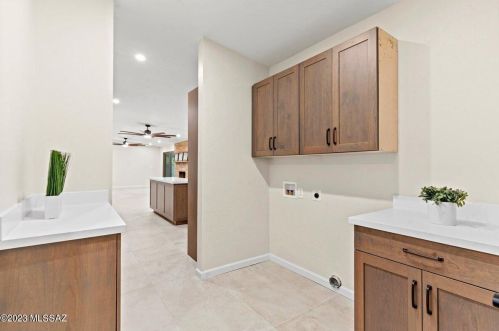 5862 Camino Arenosa, Tucson AZ  85718-4650 exterior