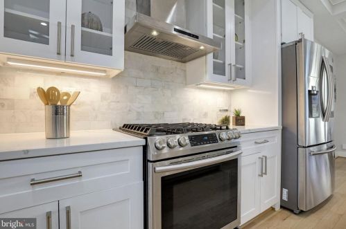 5102 9th St, Washington DC  20011-3918 exterior