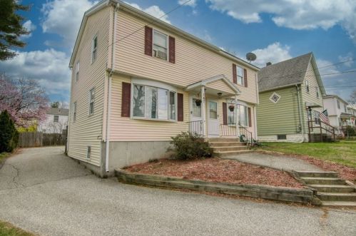 145 Verge St, Springfield MA  01151-1138 exterior