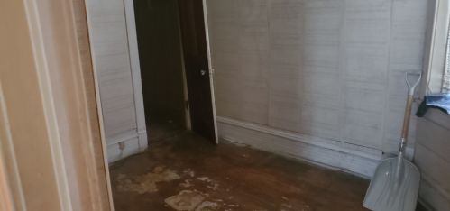 6811 Wabash Ave, Chicago IL 60628-2737 exterior