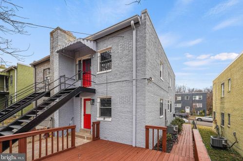 432 Burbank St, Washington DC 20019-4229 exterior