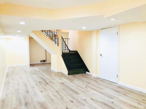 2929 Webster Ave, Pittsburgh PA  15219-4209 exterior