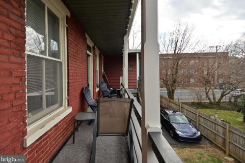 113 Walnut St, Lancaster PA 17602-2451 exterior