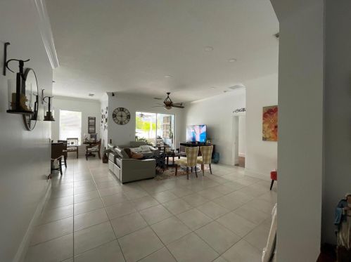 10680 Waterway Ln, Fort Pierce FL  34987-1912 exterior