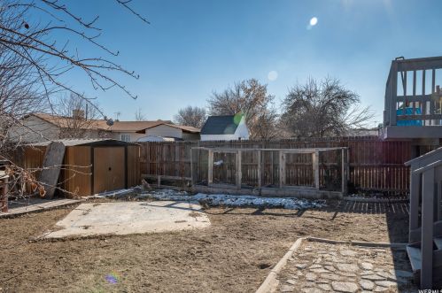 6471 Cyclamen Way, Taylorsville UT 84081-4910 exterior