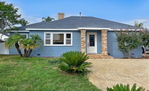 2548 Mesa Dr, Oceanside, CA 92054-3732