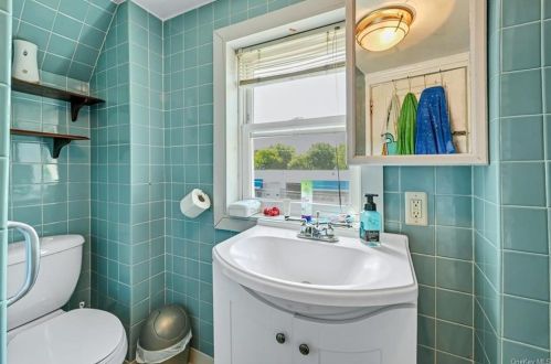 31 Fairfax Ave, Middletown NY 10940-3405 exterior