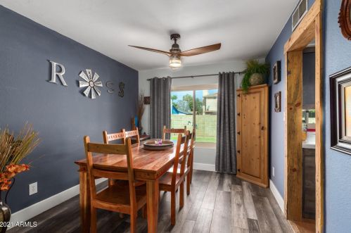 2464 Crocus Dr, Phoenix AZ 85053-5416 exterior