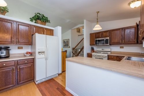 2726 Lydia St, Waukegan IL 60085-3269 exterior