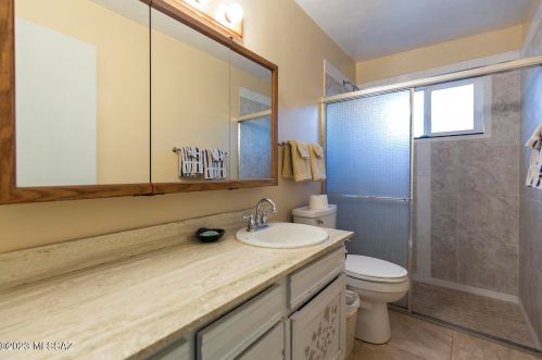 960 Evelyn Ave, Tucson AZ  85710-2641 exterior