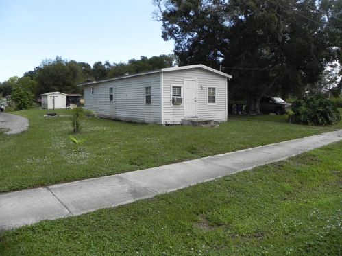 2008 35th St, Fort Pierce, FL 34947-5608